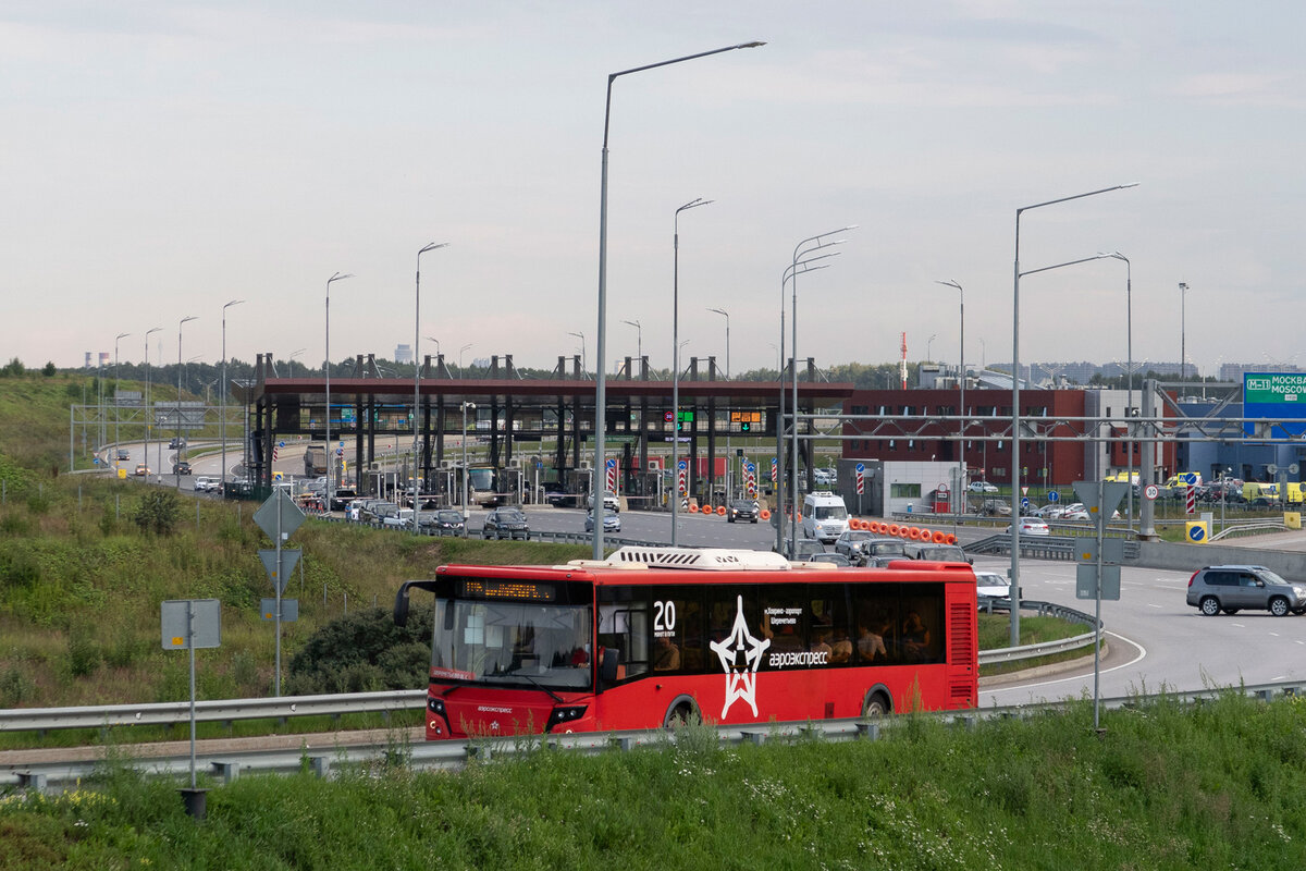 Автобусы Аэроэкспресса между метро 