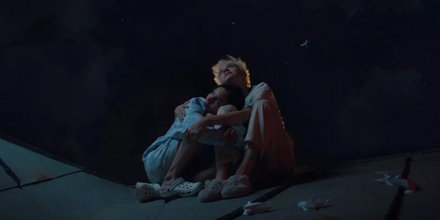    Тема небесных светил – сквозная в фильме.