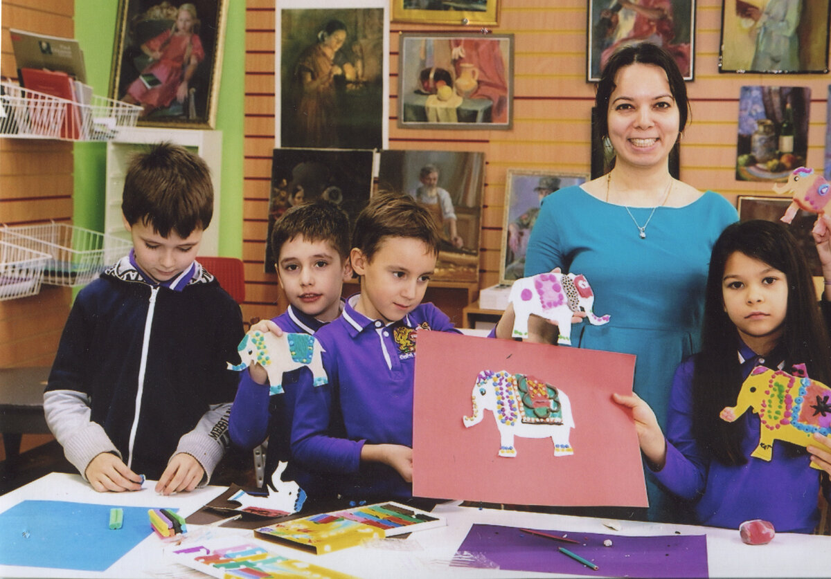 Ms Shanti и её студенты из Индии