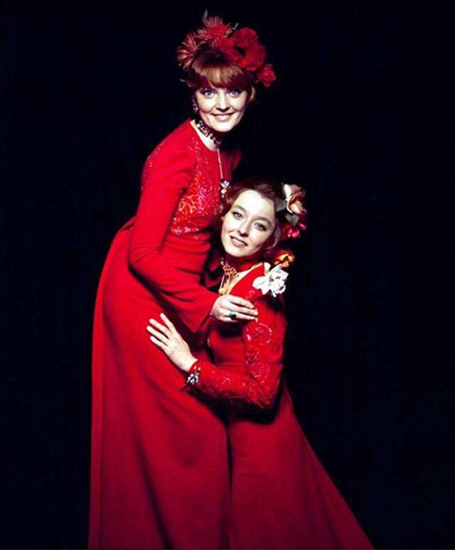 Марианна и Анастасия Вертинские источник: kino-teatr.ru