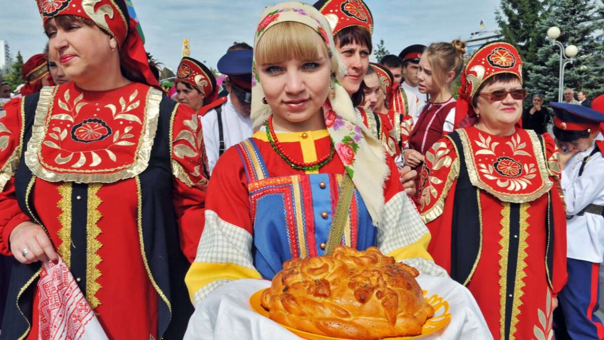    В России создадут федеральный реестр сказок, танцев и традиций