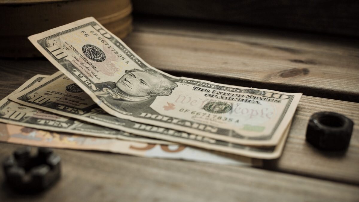    Фото: Natasha Chebanu / Unsplash Август Макаров