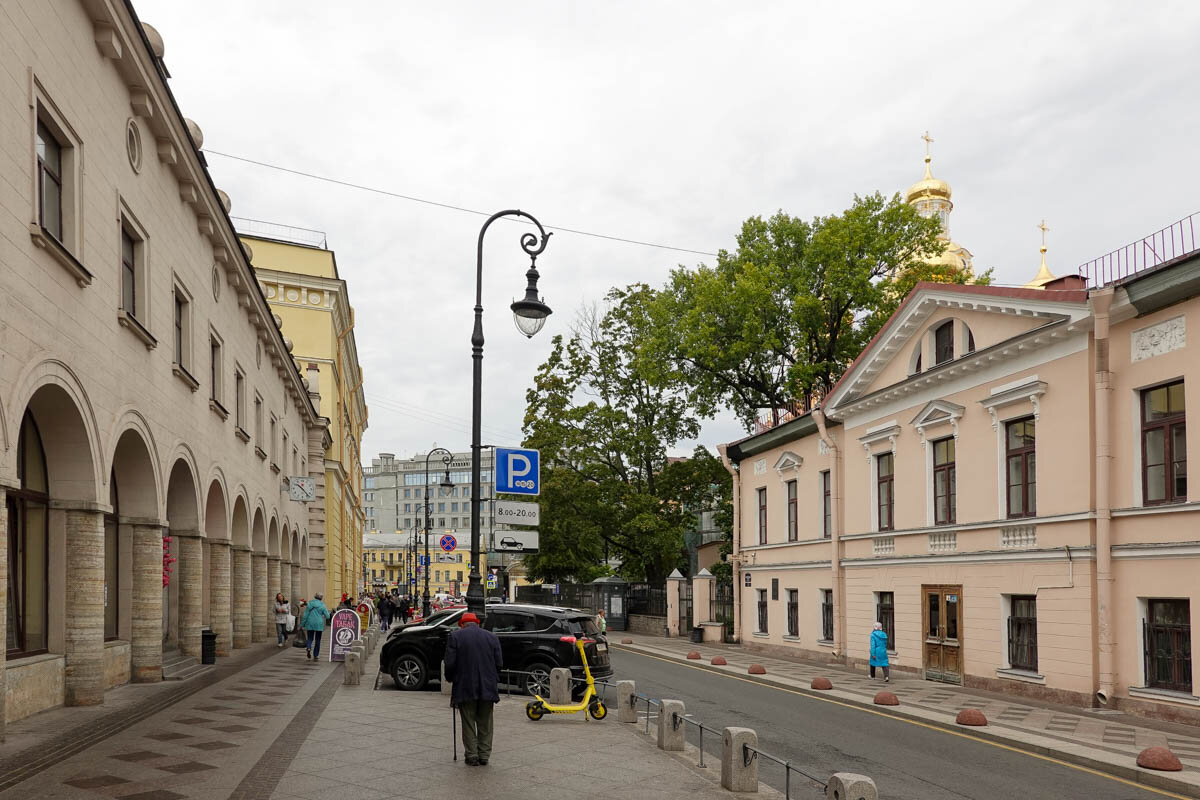 Платная парковка в Кузнечном переулке
