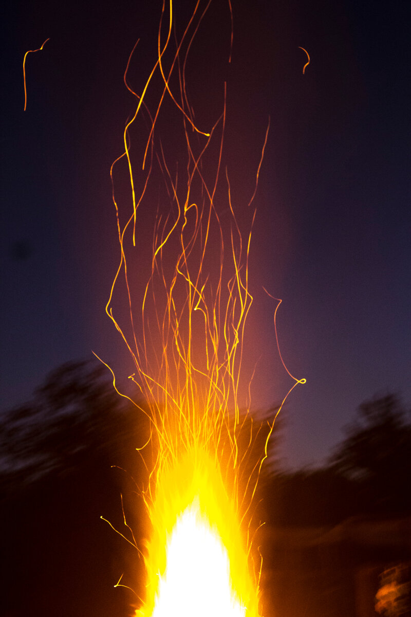 Луна мешает снимать звёзды? Поснимаем искры)