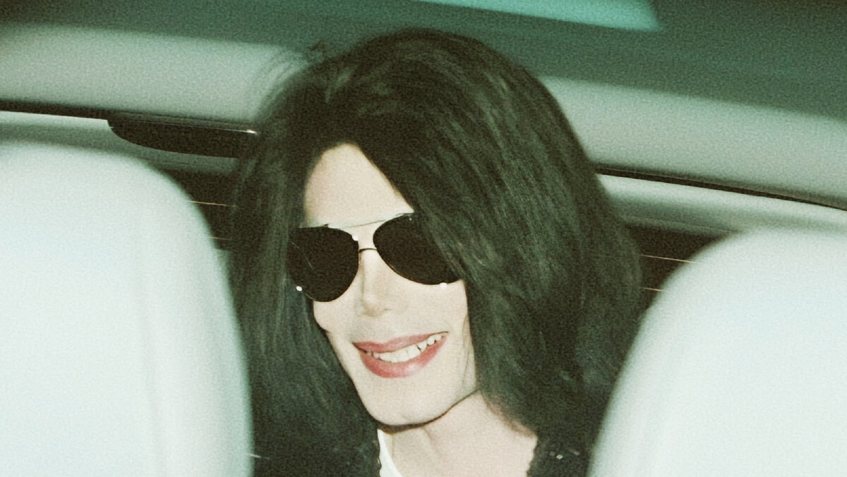 По данным Википедии, Майкл Джексон умер 25 июня 2009 года в возрасте 50 лет.-4