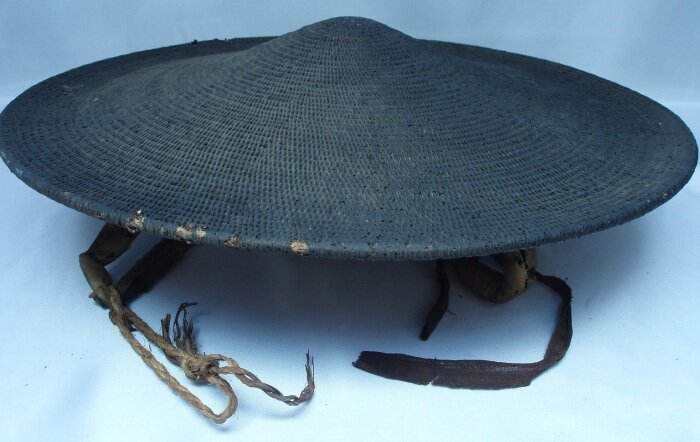 Соломенная шляпа с вышивкой на заказ