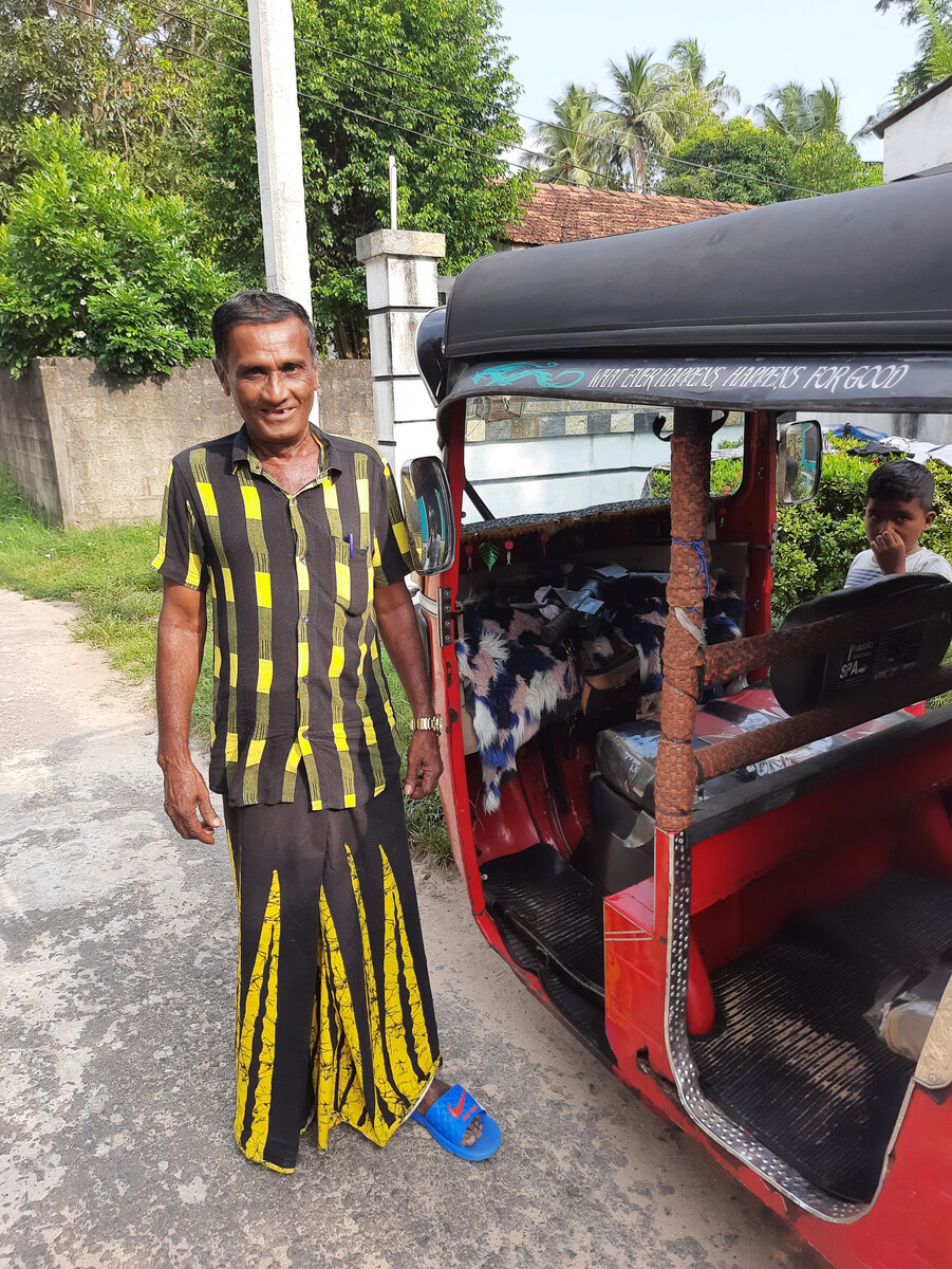 Нихал и его тук-тук