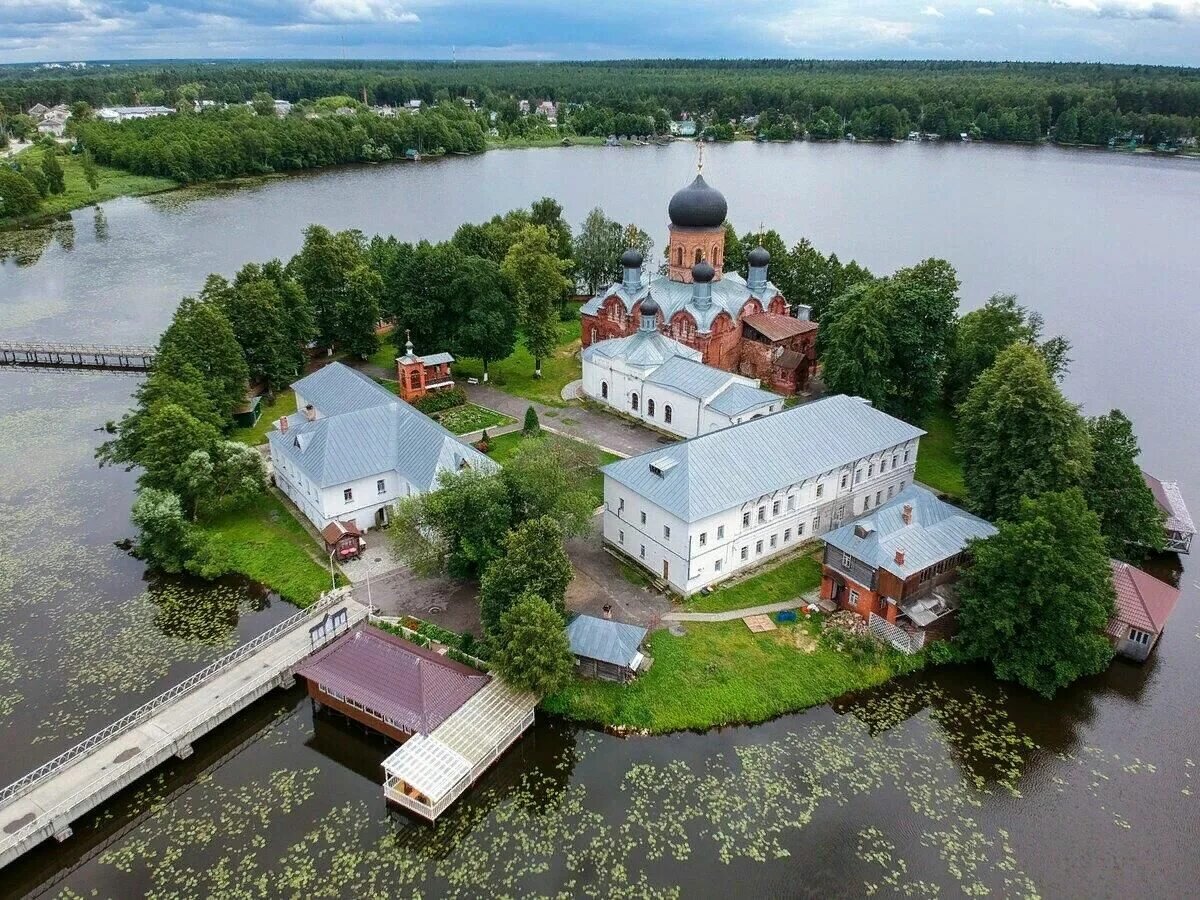 Покровский храм пустынь