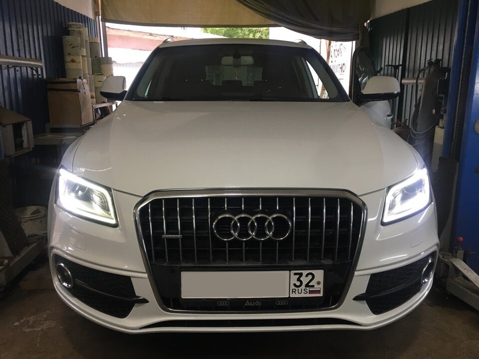 Приступаем к удалению катализатора. Первым шагом будет считывание ошибок, так как на приборной панели горит Check Engine.