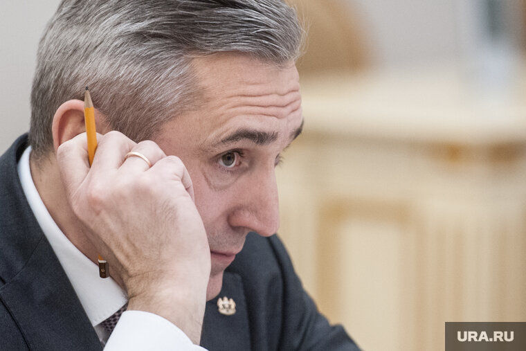    Губернатор Моор разработал уникальный механизм поддержки для тюменцев