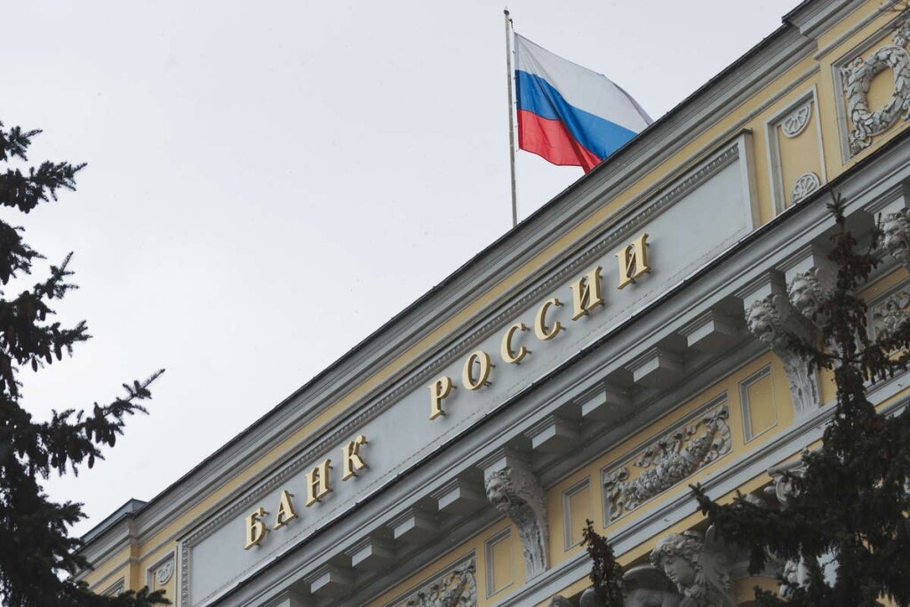 Жители Тверской области за полгода отдали мошенникам более 325 млн рублей