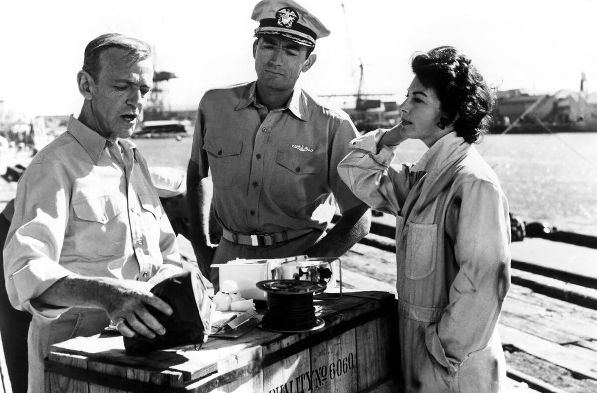 Кадр из фильма "На берегу" (1959)