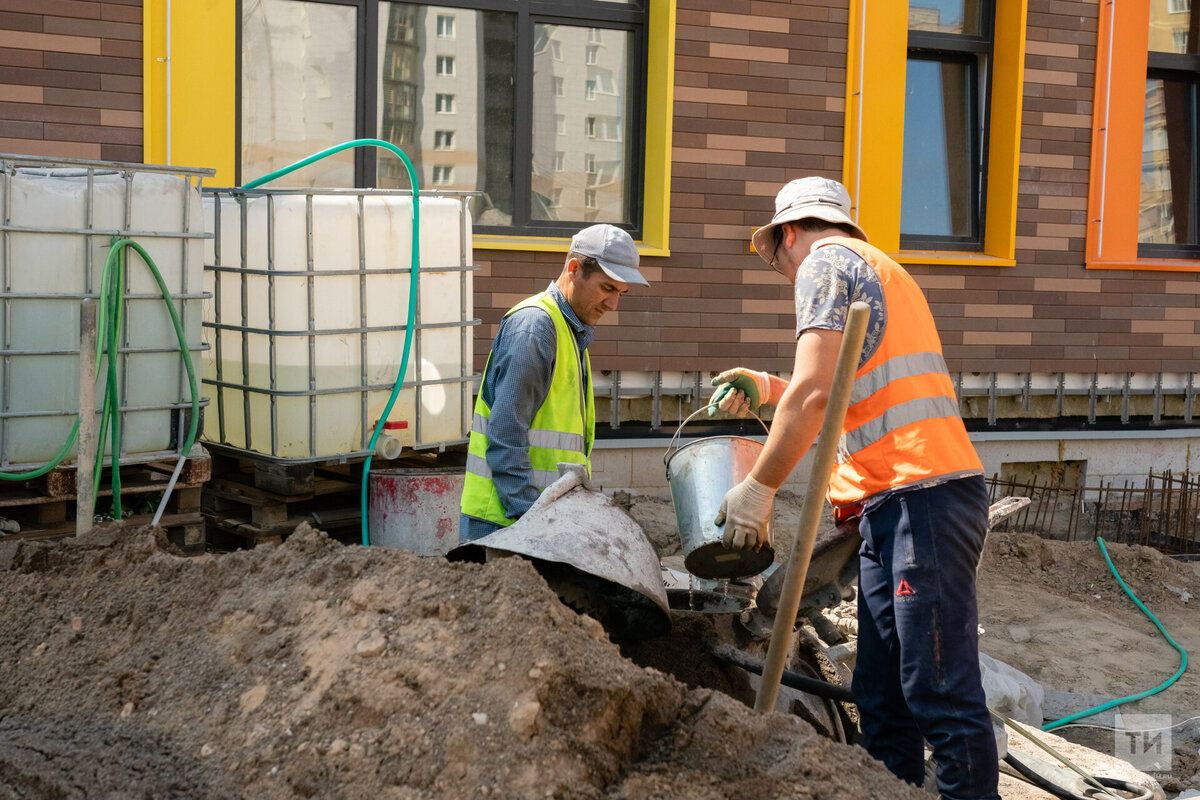 Цемент используется для производства бетона. А это один из самых часто применяемых в строительстве материалов. Фото: «Татар-информ»