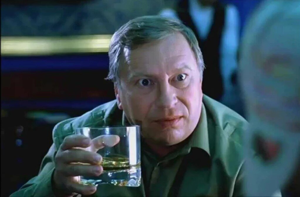 - Слушай, - говорит Ежи, - этот джин - совсем другая песня!