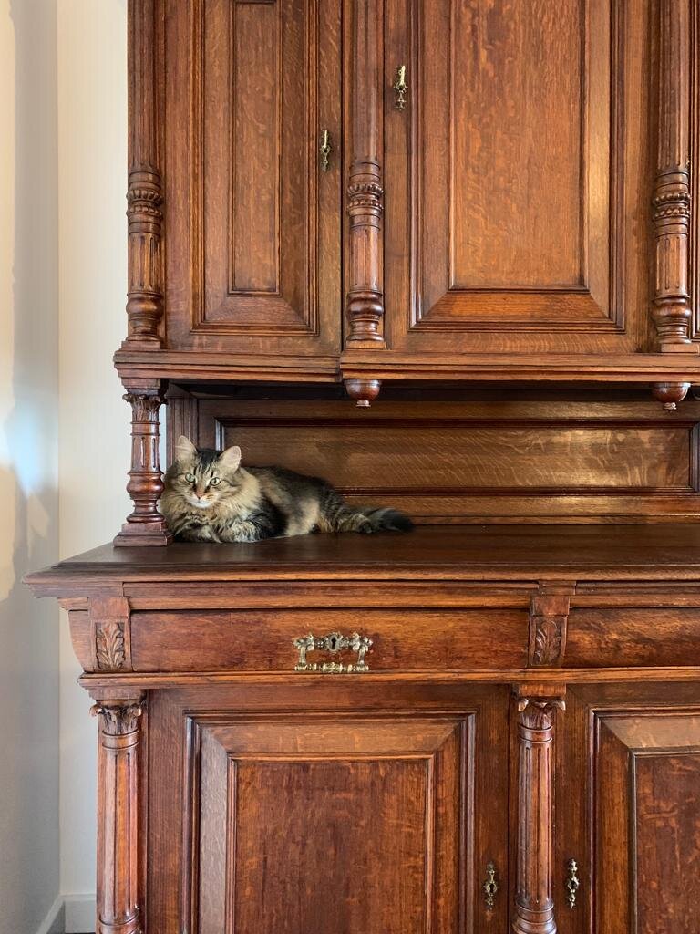 Реставрация старинного буфета