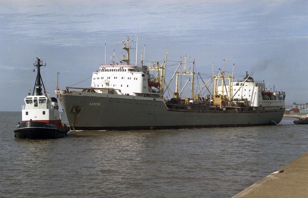 Плавбаза Б-69