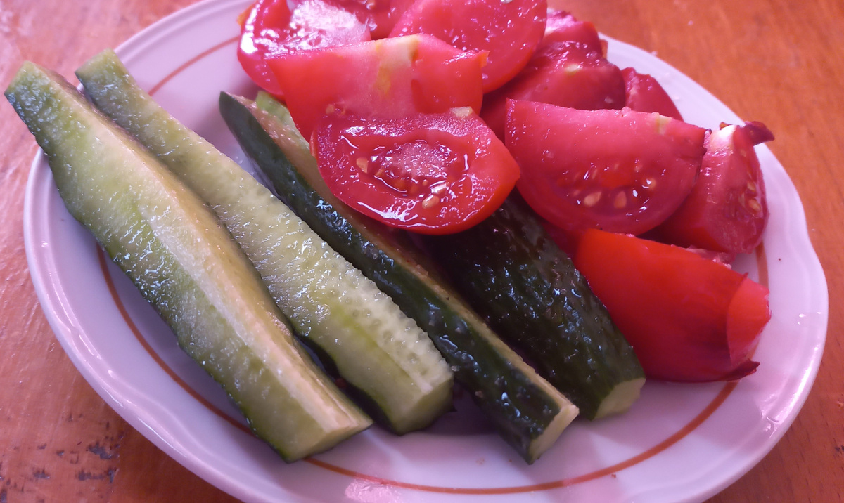 Нарезка из Сахарного гиганта и Жарких углей.