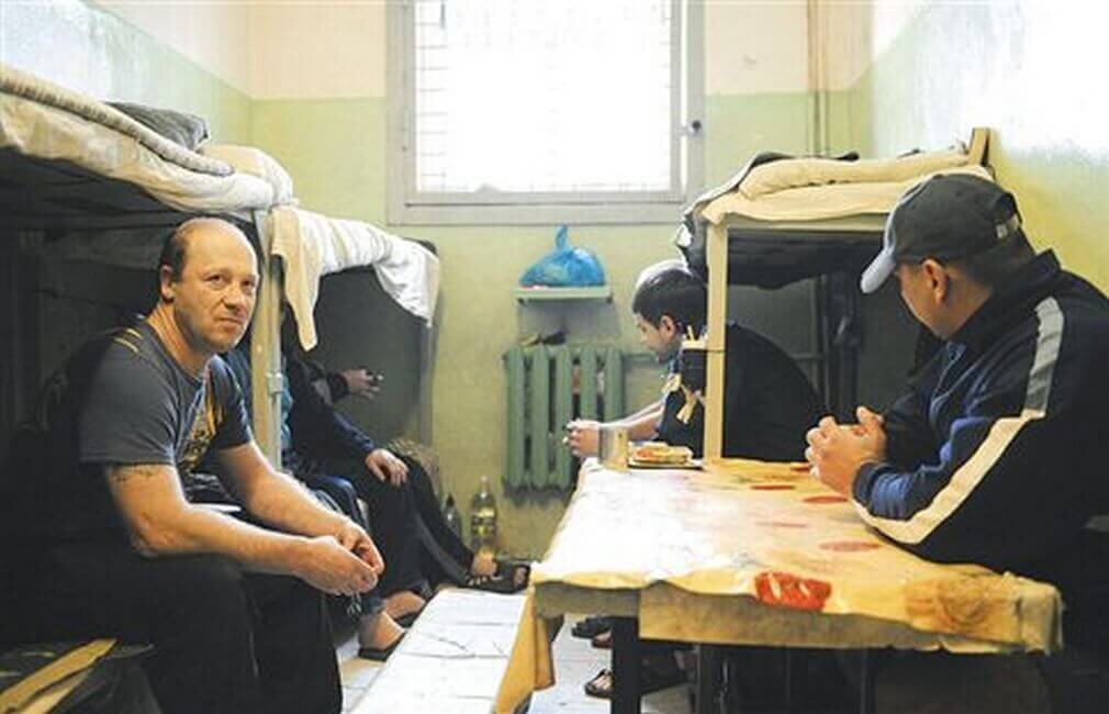 Зона внутри. Хата в СИЗО. Тюремная хата