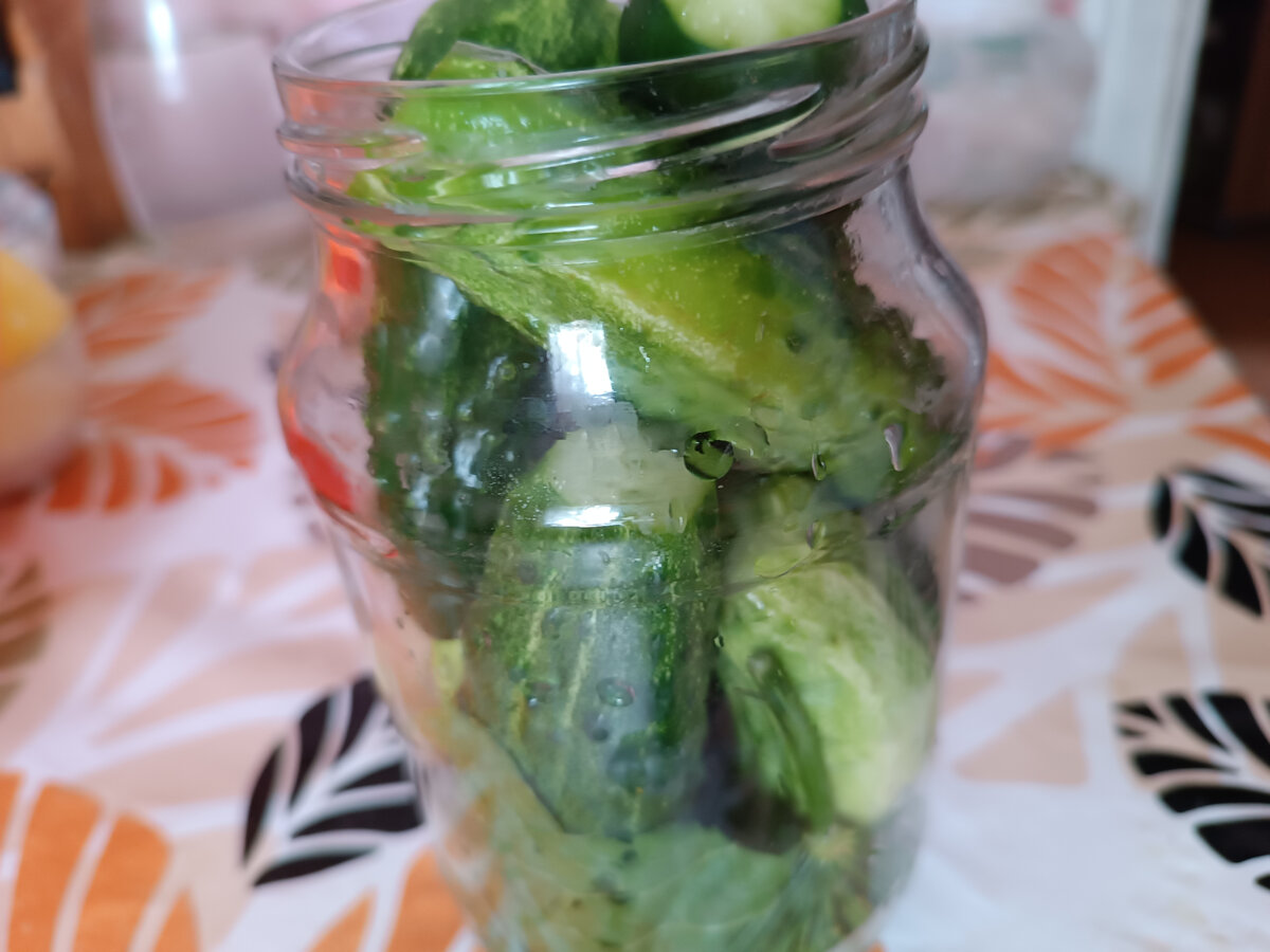 Утрамбовали в банки