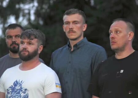    Вернувшиеся из плена главари «Азова» готовятся к отправке на передовую