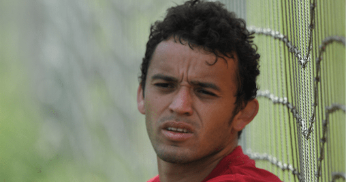 Шарлес после периода в России, сумел выиграть Кубок Либертадорес с Сантосом