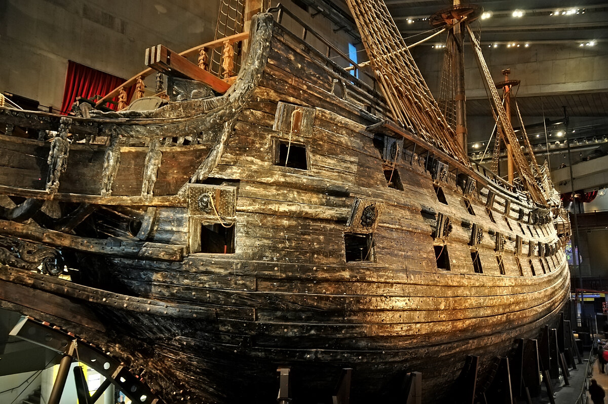 древний рим храм в честь бога сатурна. пирамида хеопса (хуфу). храм сатурна в древнем риме. : пирамида хеопса(великая пирамида. музей васа в стокгольме.