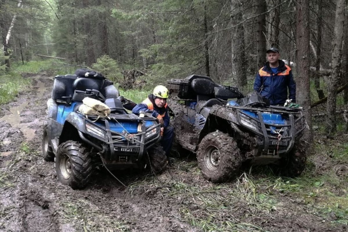    Поиски пропавших туристов продолжаются в Челябинской области