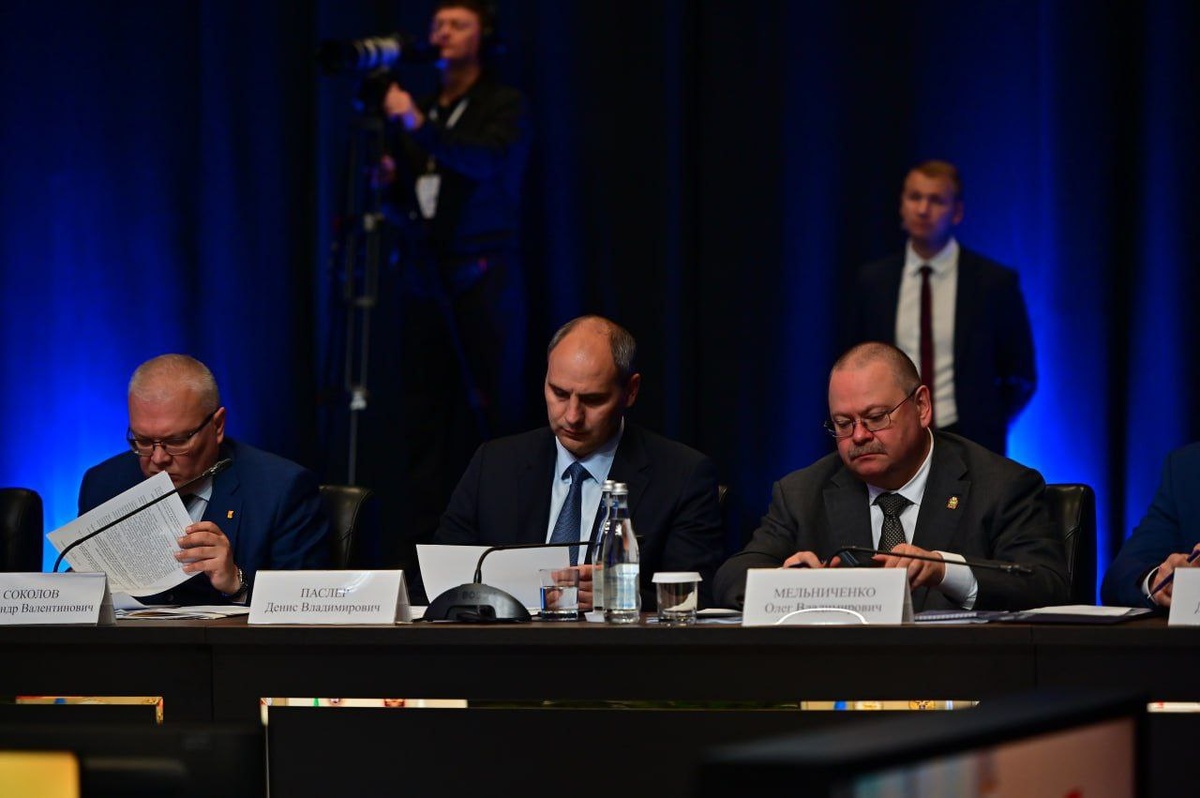  📷    В Правительстве России отметили вклад оренбургских предприятий в укрепление ОПК страны Марина Шарт