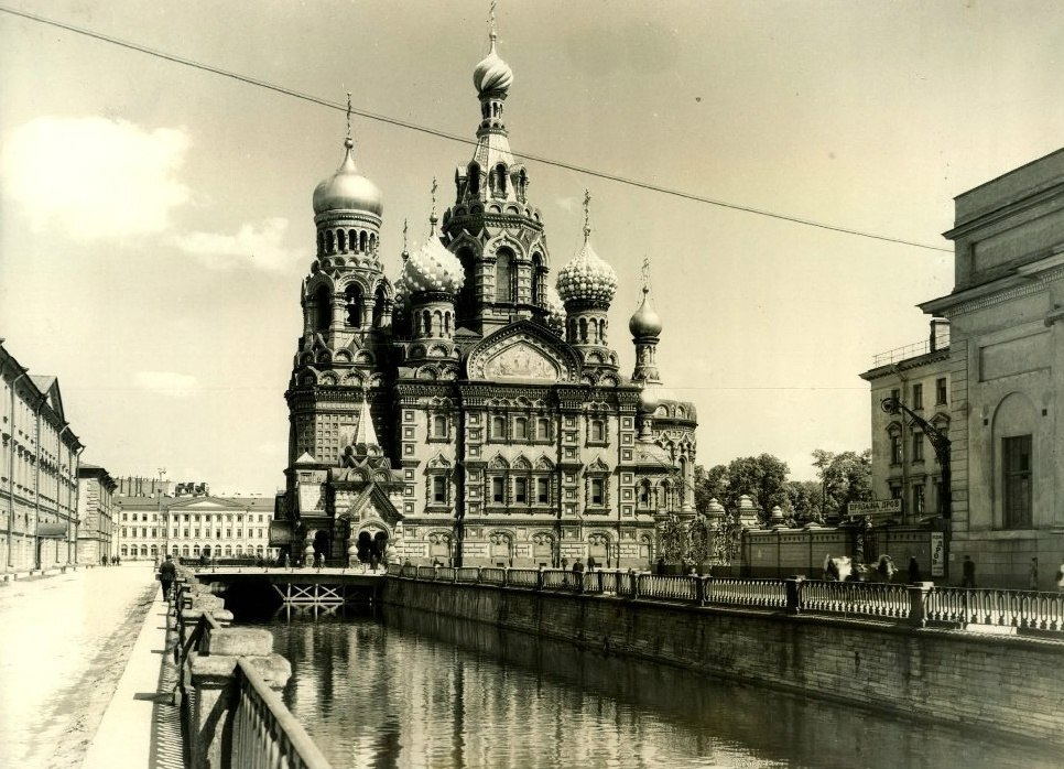 Москва после спб. Храм Спаса-на-крови Санкт-Петербург. Храм спа́са на крови́ в Санкт-Петербурге. Храм Спаса-на-крови Санкт-Петербург история. Храм Спаса на крови Санкт Петербург век.