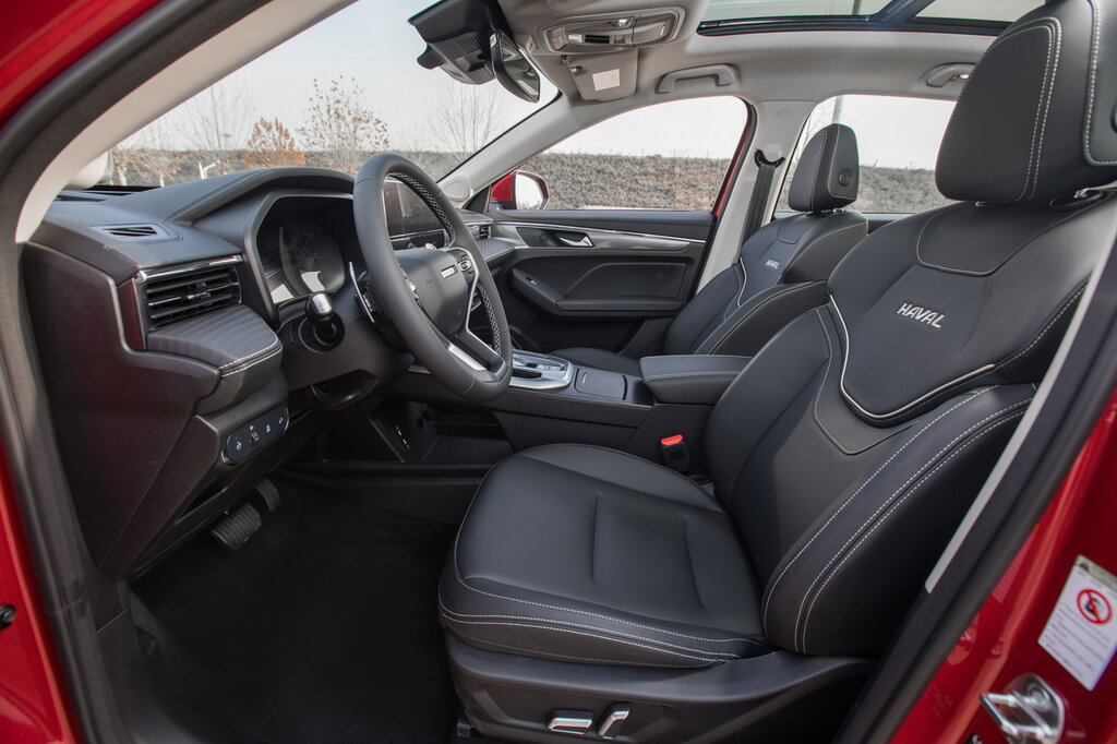 Новый Haval Jolion 2021. Haval Jolion 2021 салон. Хавал Джулиан 2022. Haval Jolion 2022 салон.