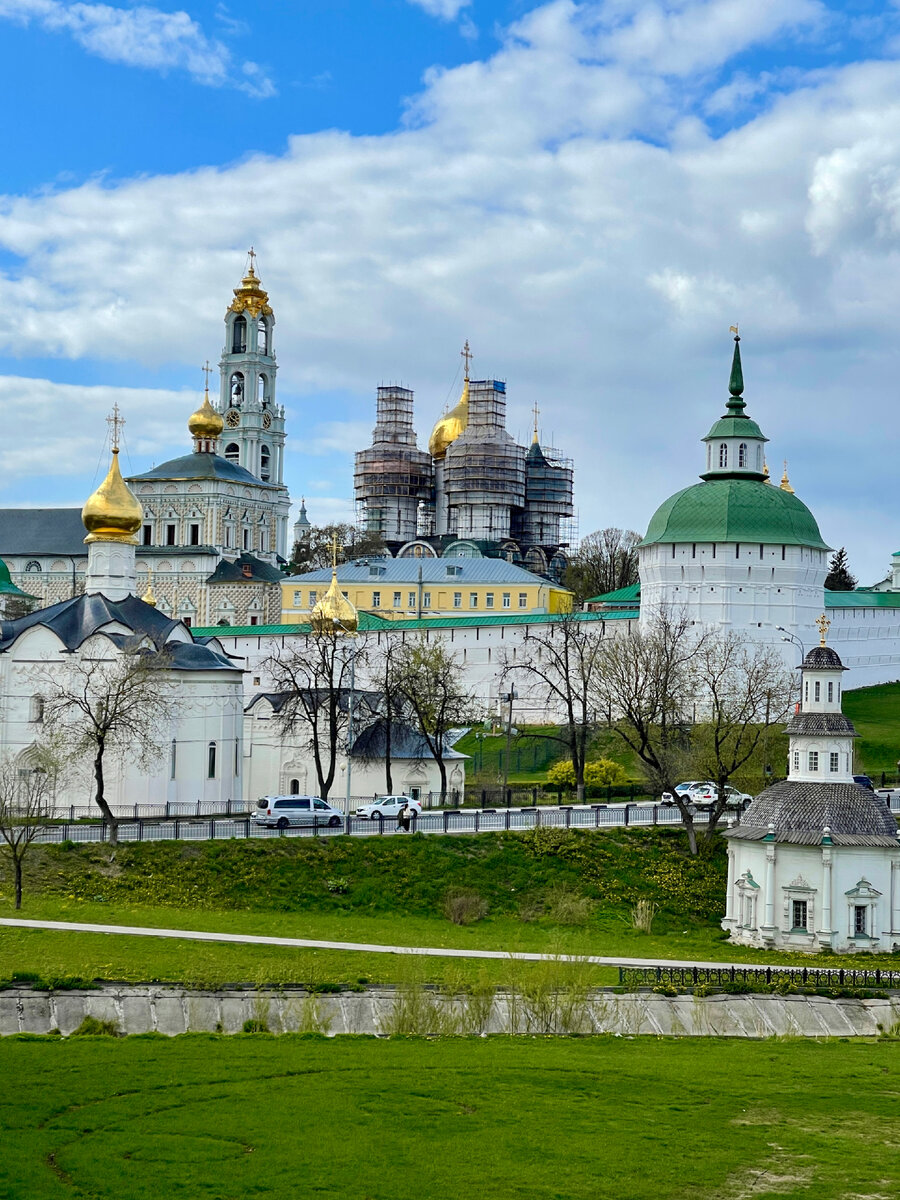 Вид на Троице-Сергиеву Лавру