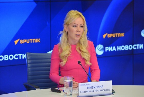    Екатерина Мизулина
