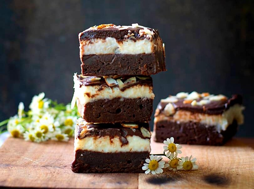 Пирожные брауни с кокосовой помадкой: изысканный десерт с шоколадным ганашем