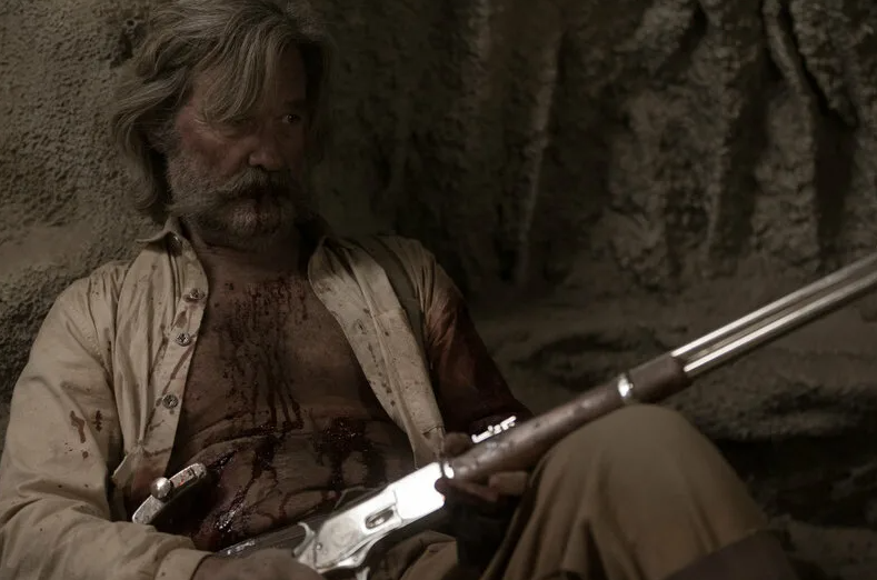 Костяной томагавк (2015) метью фокс. Костяной томагавк (bone tomahawk), 2015. Вестерн ужасы. Вестерн ужасы. Костяной томагавк фильм 2015 курт рассел.