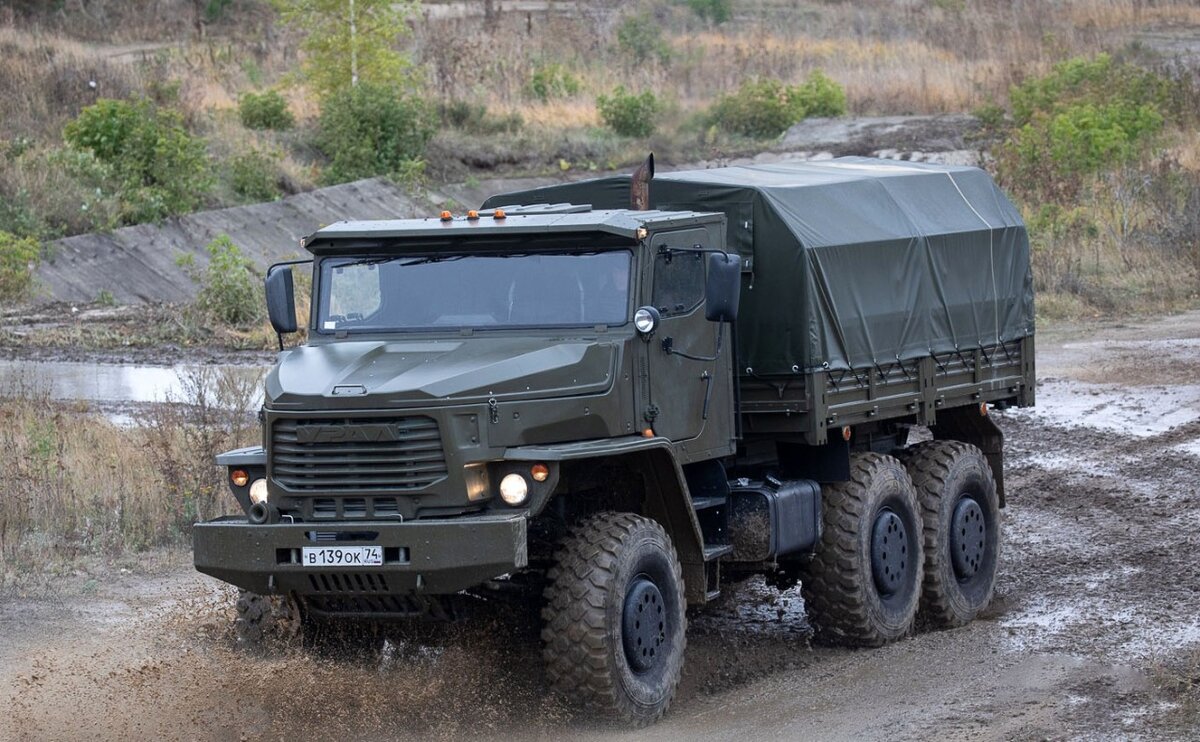 Военная машина урал фото