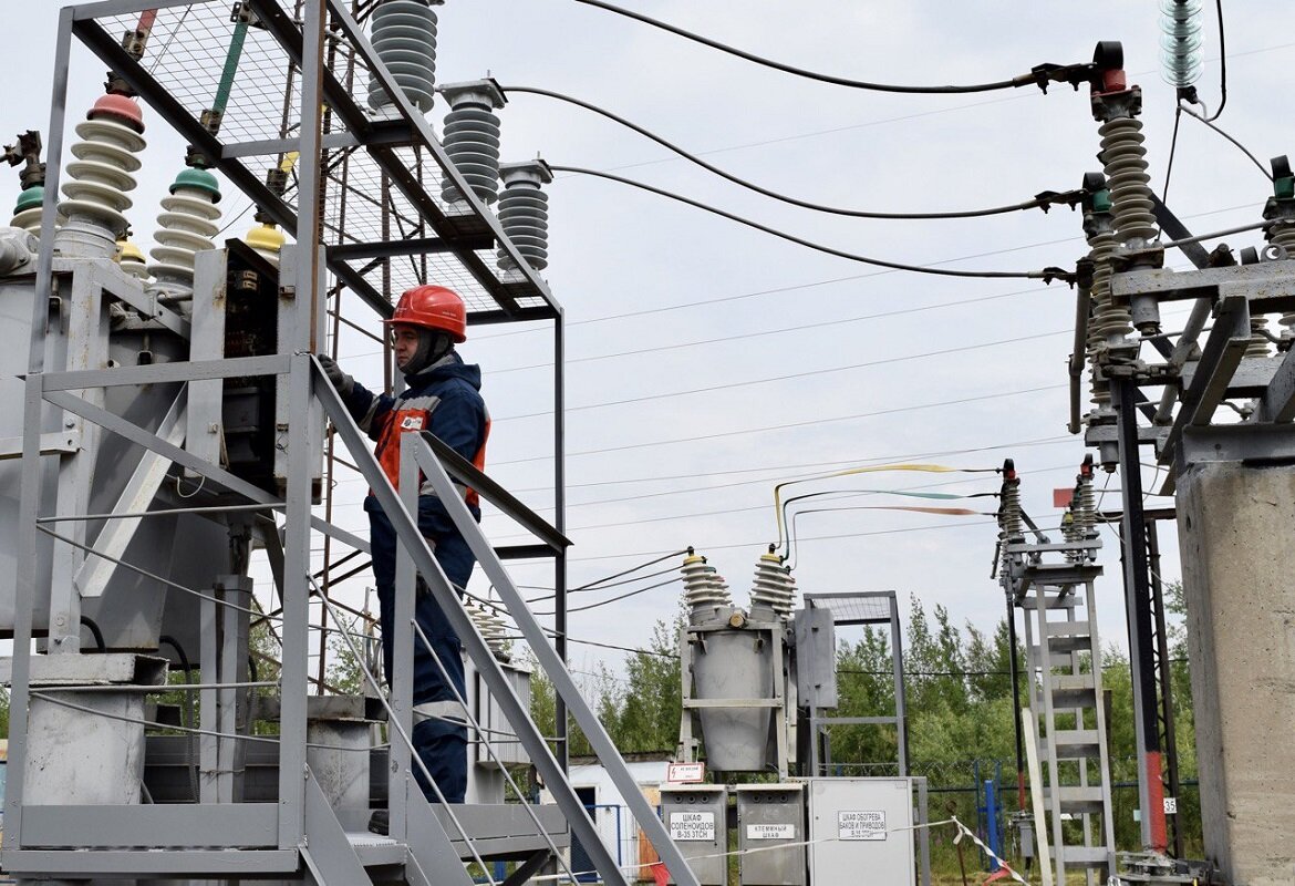    В Югре повысили надежность электроснабжения двух нефтяных месторождений