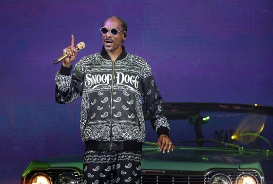    Американский рэп-исполнитель Snoop Dogg