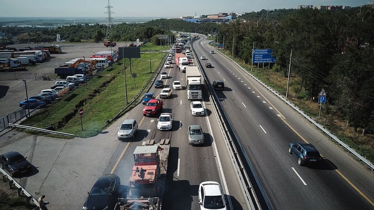     Движение на Крымском мосту было приостановлено в связи с ночным взрывом, что спровоцировало возникновение крупной пробки на мосту. В ситуации разбираются правоохранители. Mkset решил выяснить, продолжат ли автобусные рейсы ходить из Уфы на Крымский полуостров.
