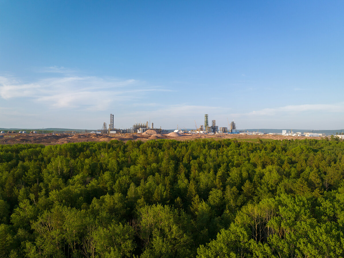 В 2020 году здесь началась грандиозная стройка — возведение Иркутского завода полимеров