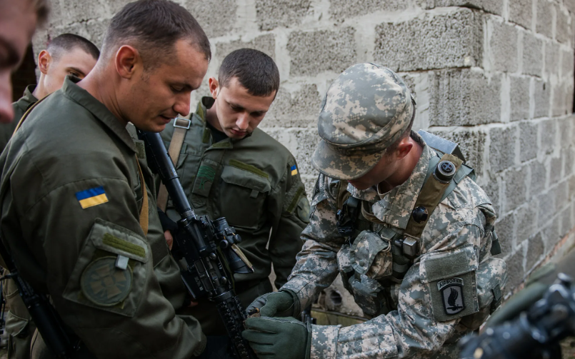 Инструктор НАТО