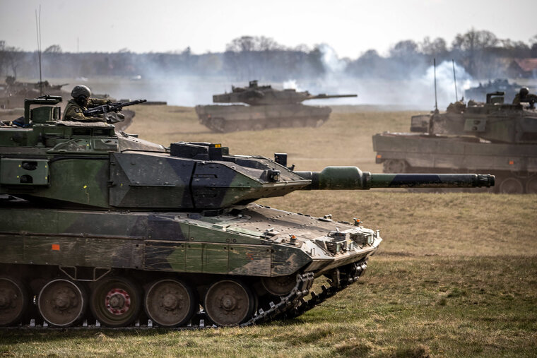    Три танка Leopard полностью уничтожены и не подлежат восстановлению, заявил Александр Коваленко