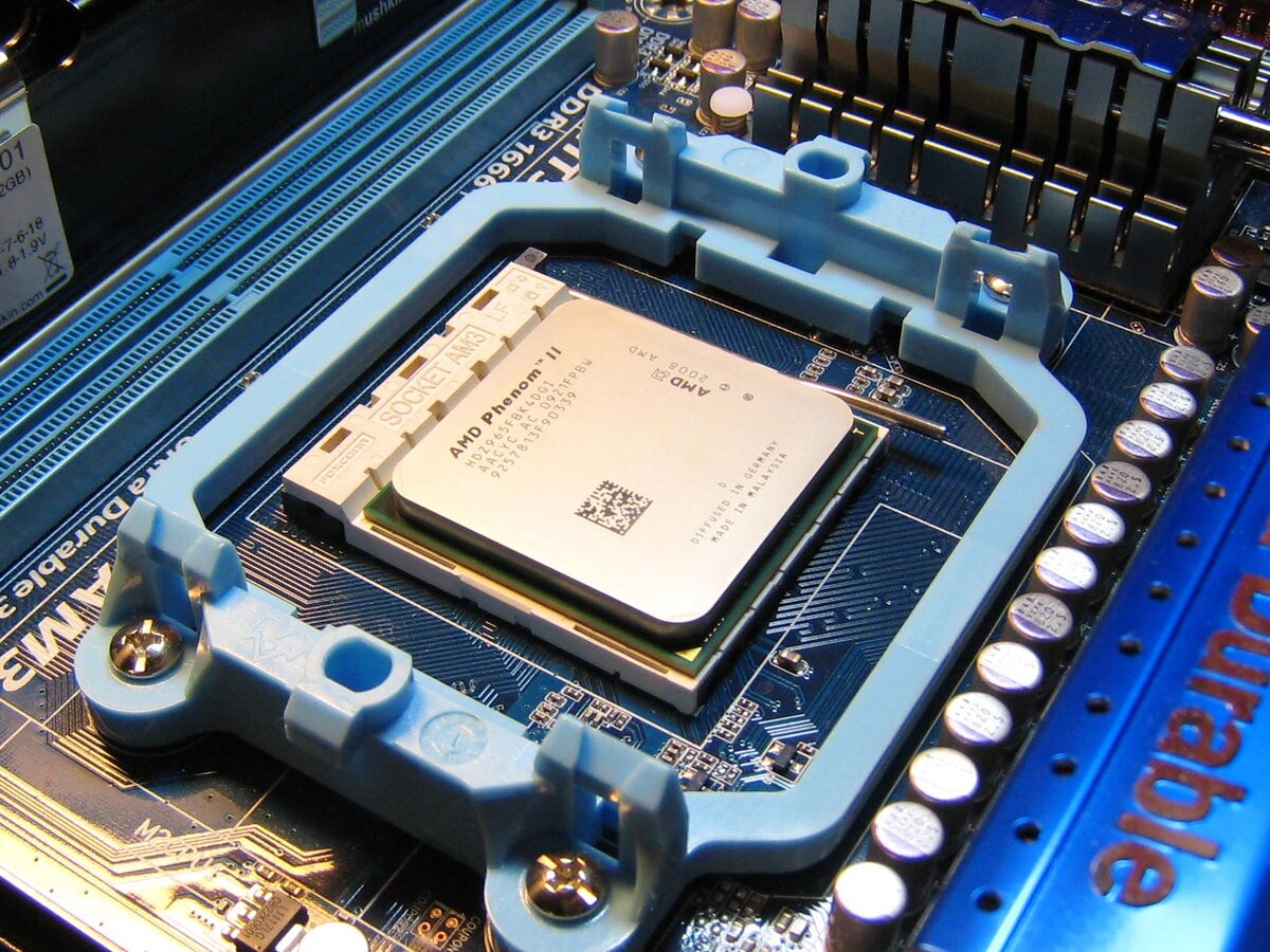 Am core. Процессор Phenom II x4 Socket-am3 965. Phenom II am3. Am3 процессоры.