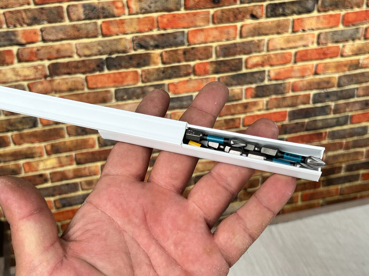 Каждый день мы сталкиваемся с ненужными мелочами, которые часто отправляются в мусорное ведро. Однако порой из самых неожиданных вещей можно создать что-то полезное и удивительное.-8