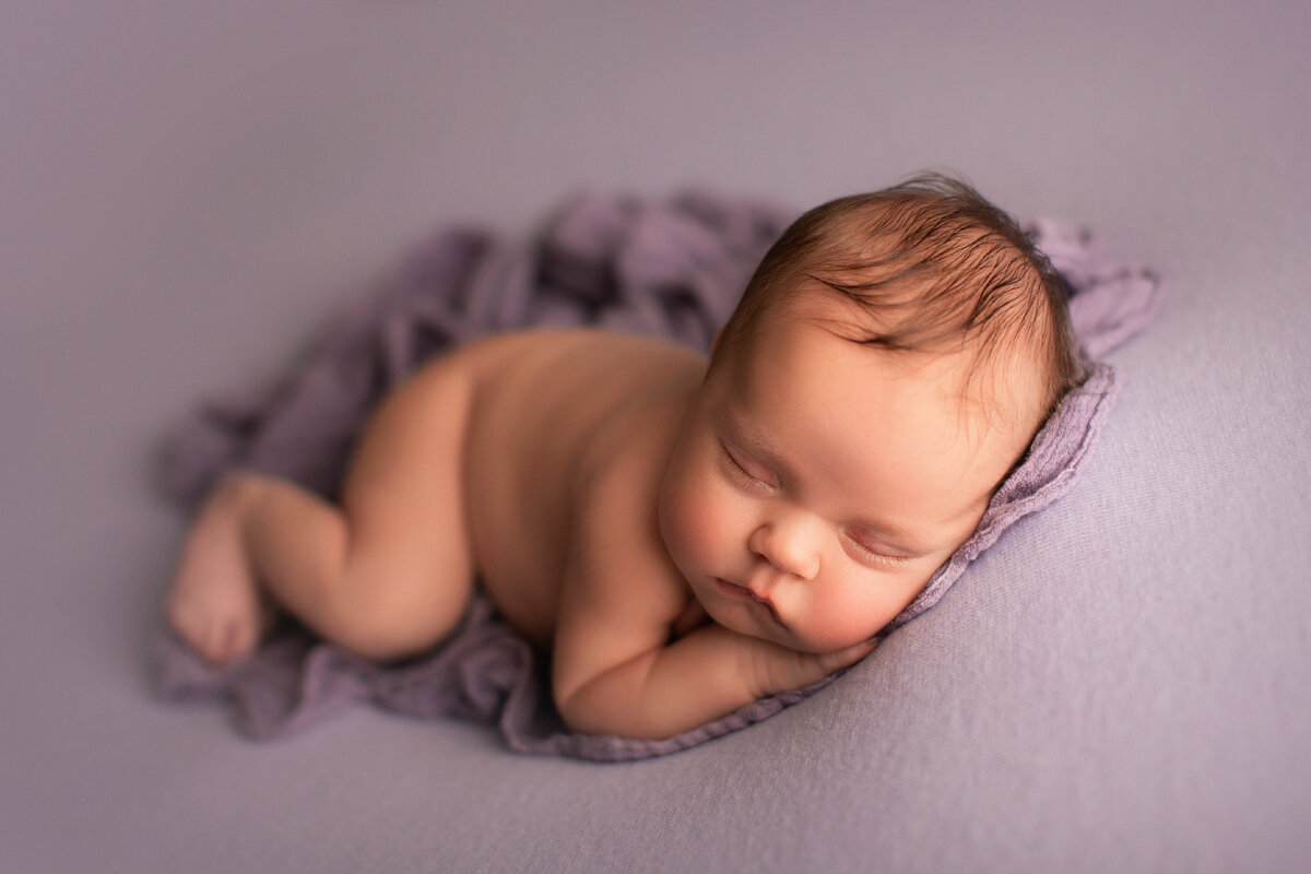 Дети не нуждаются в белом шуме и затемненной комнате для того, чтобы спать