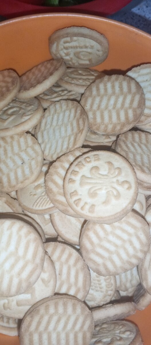 Такое было у меня круглое , песочное печенье