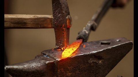  Кузнечное искусство всегда было окружено ореолом тайн и загадок, на всем протяжении истории человеческой цивилизации