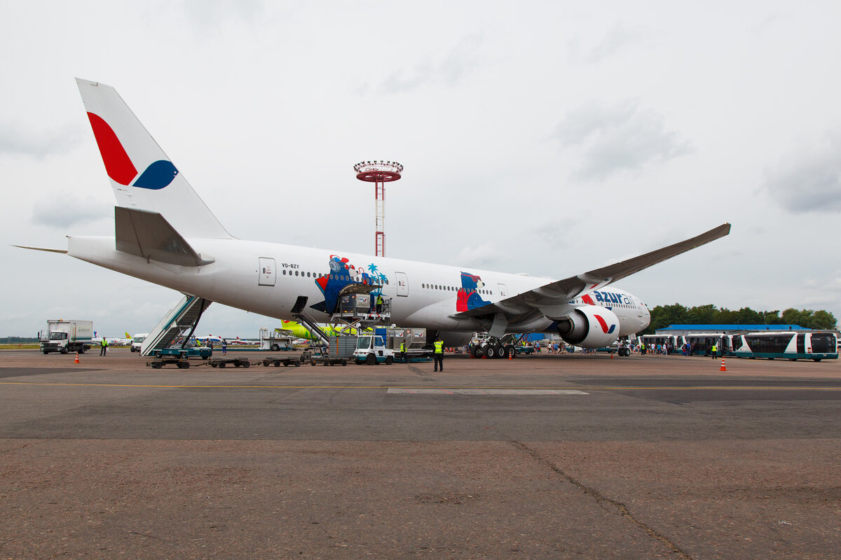 боинг-767-300 азур-эйр. Boeing azur air. боинг 767 азур. B-767 azur air. Boeing azur air.