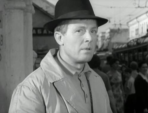 Скриншот кадра из фильма "Берегись Автомобиля"