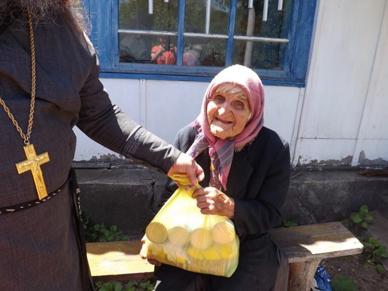 помощь продуктами
