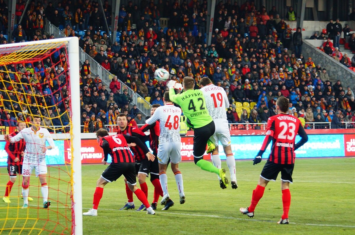 фото взято с fc-amkar.org